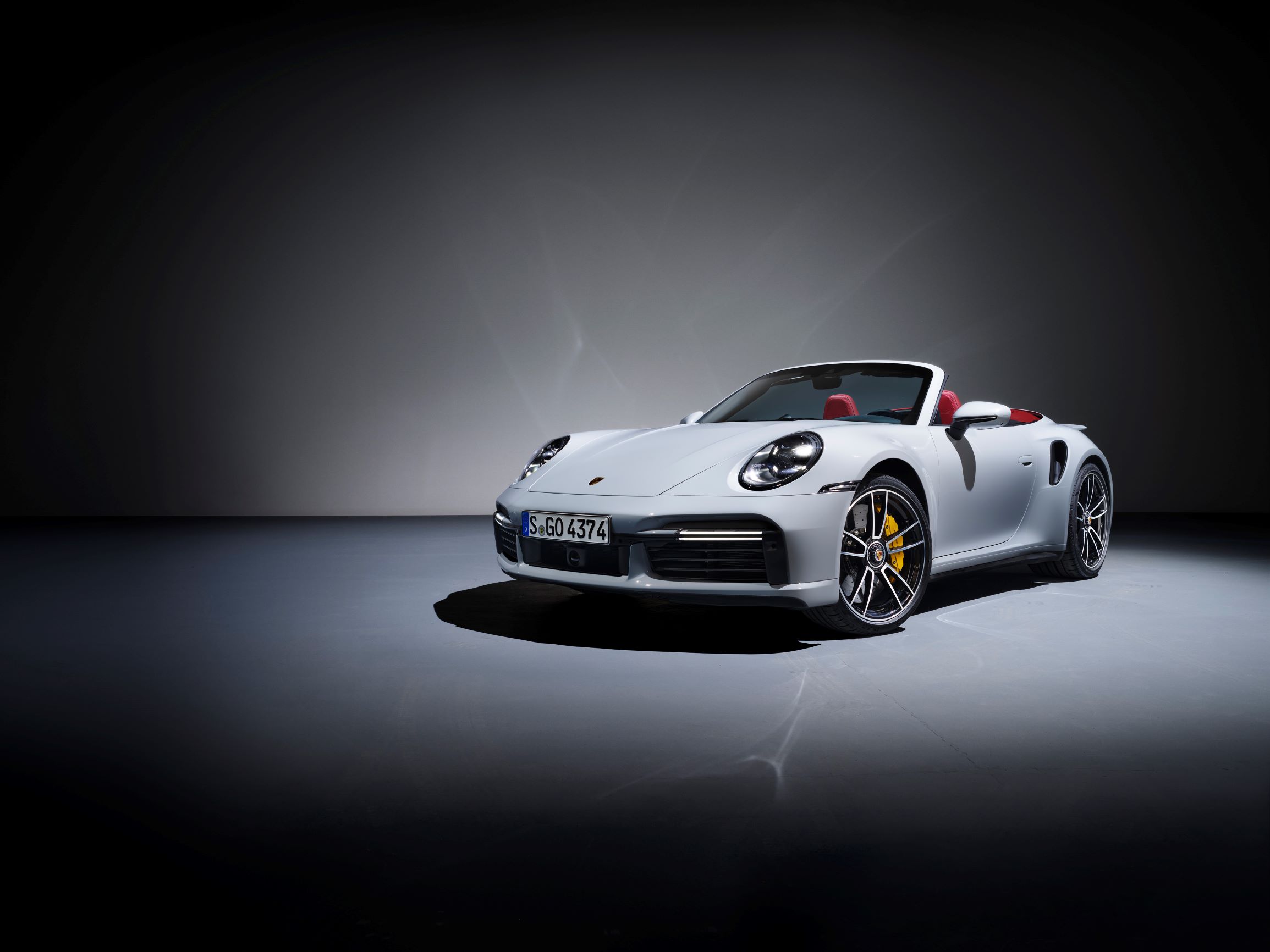 2021 Porsche 911 Turbo S Cabriolet (1)