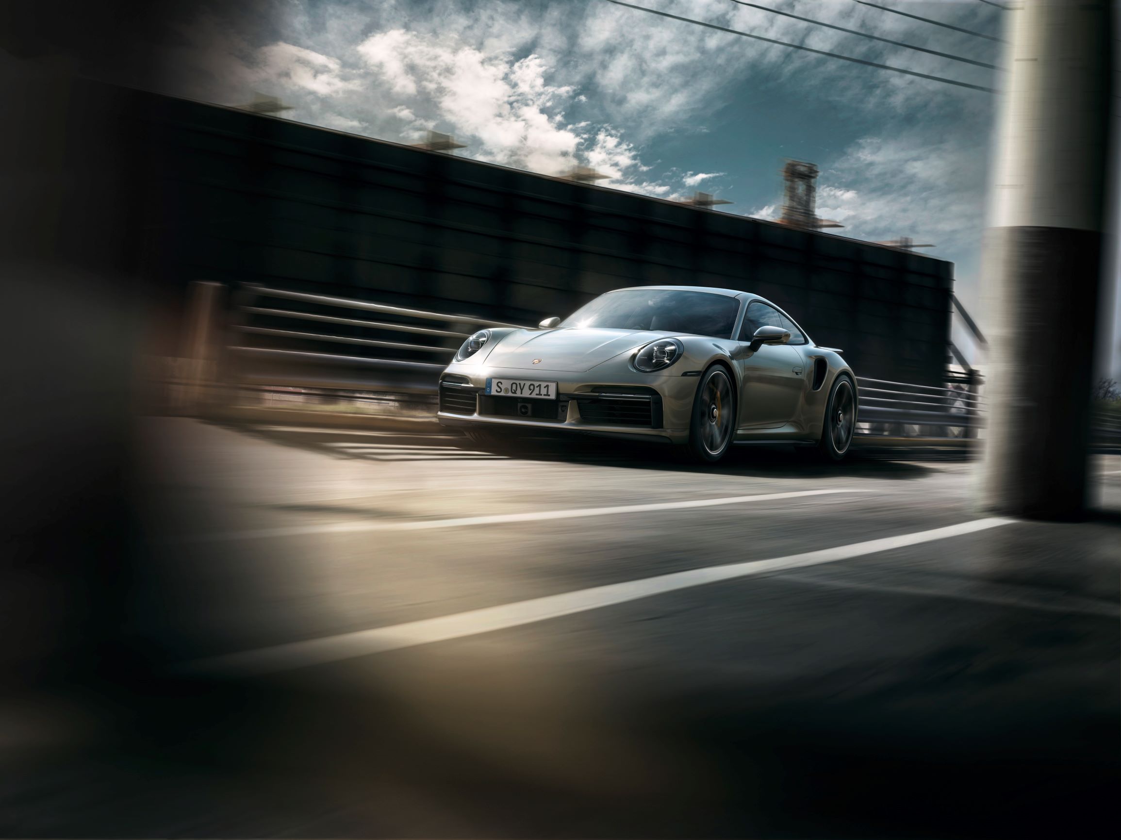 2021 Porsche 911 Turbo S Coupe (2)