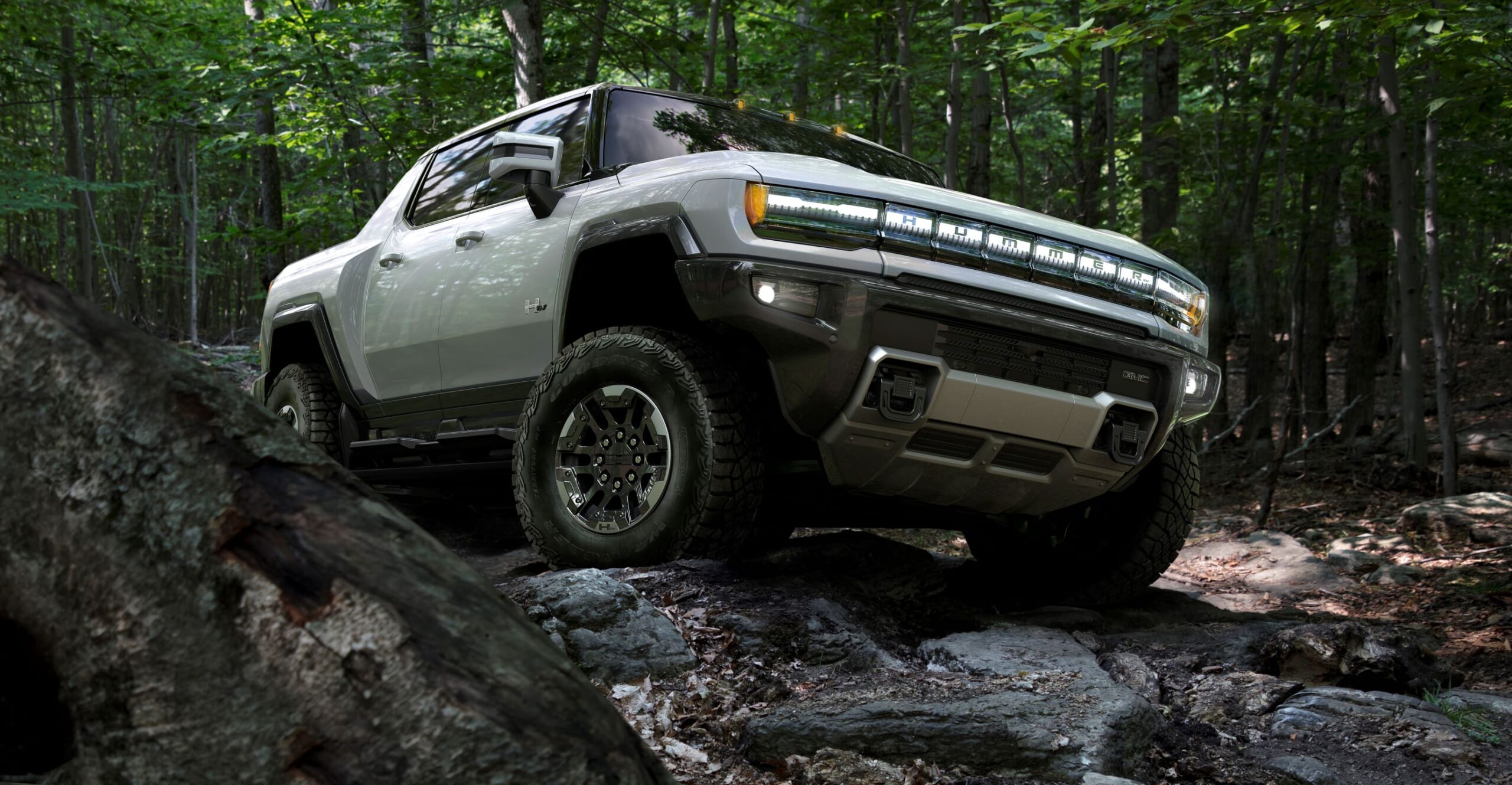 2022 GMC Hummer EV (4)