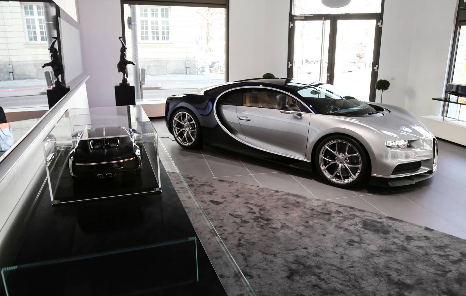 This Stunning Silver Bugatti Chiron Is A Bullet To The Brain - Maxim