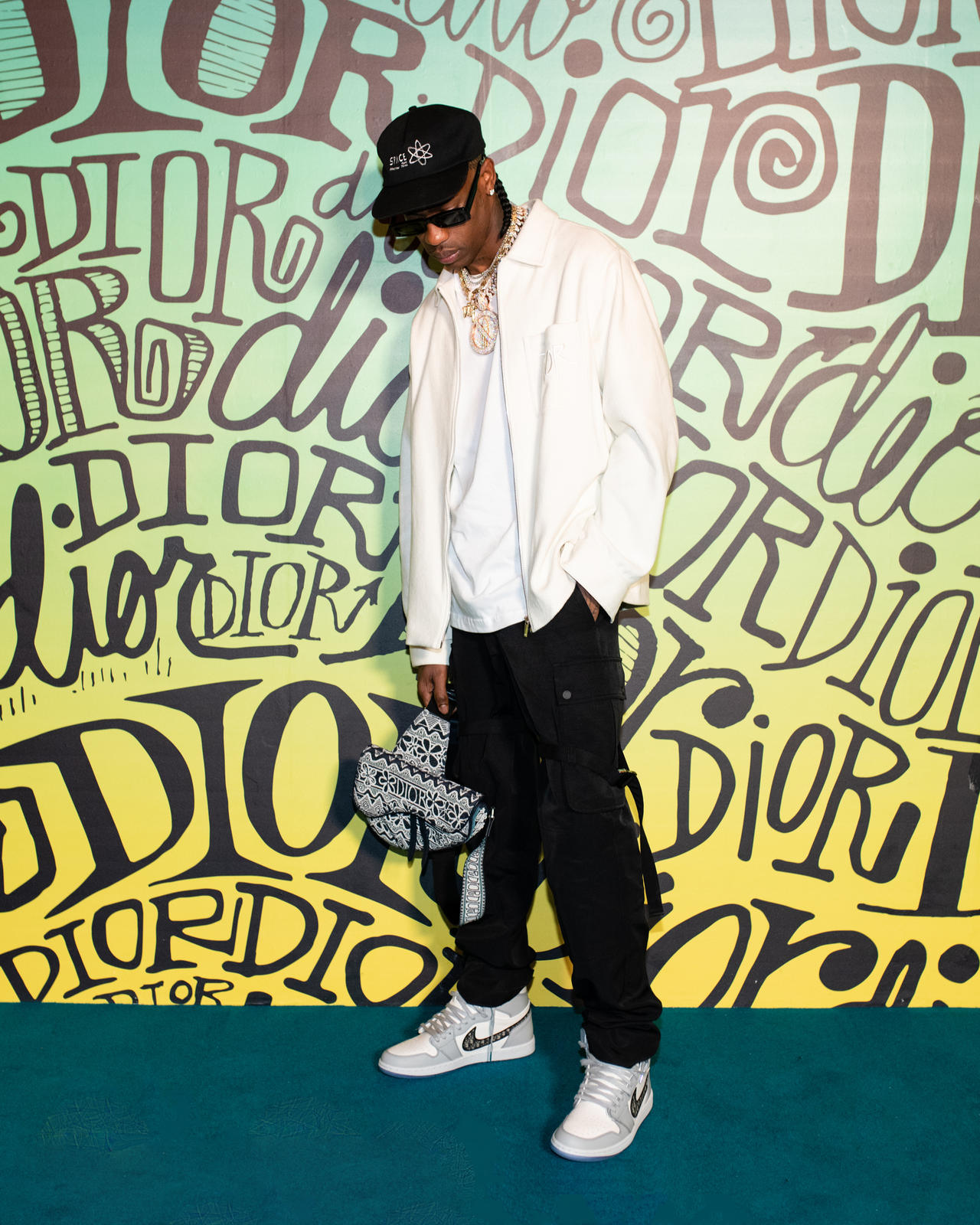 Air Jordan I High OG Dior (1)