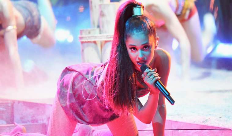 Ariana Grande in concert