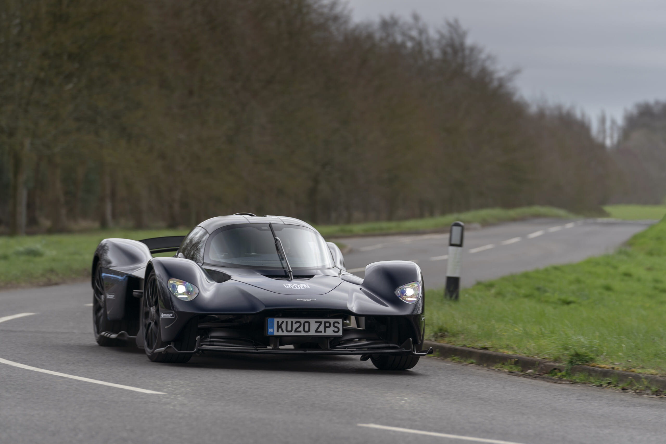 Aston Martin Valkyrie (4)