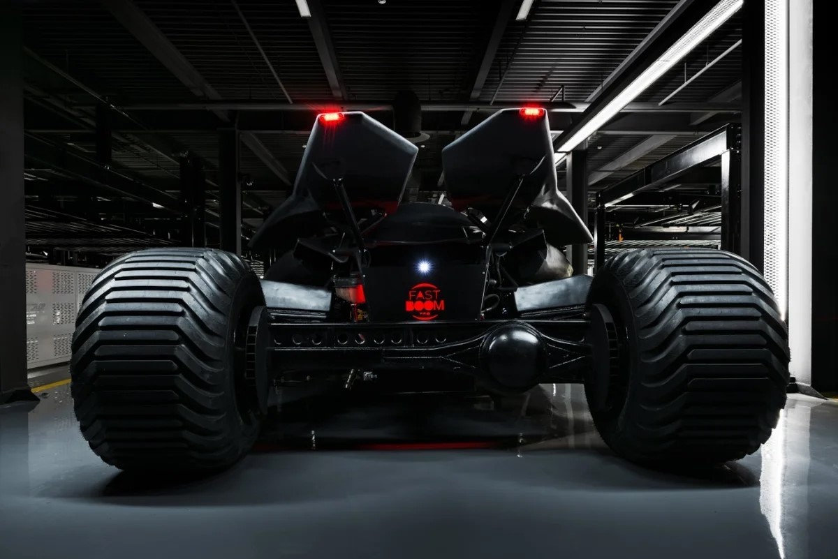 Batmobile 2018 I (3)