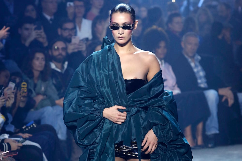 Bella Hadid Suffered Another Nip Slip, This Time at Paris Fashion Week -  Maxim