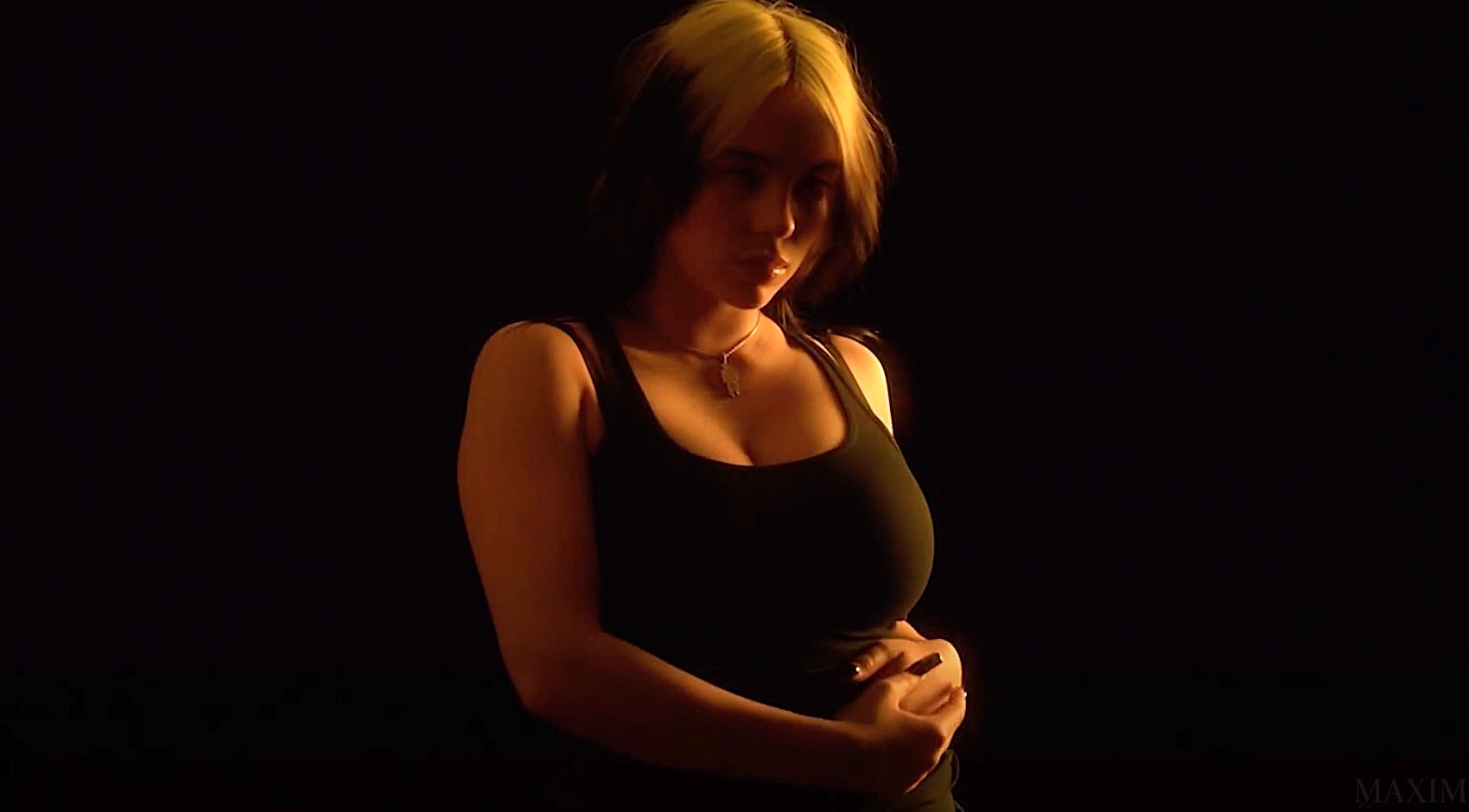 billie-eilish-video-still
