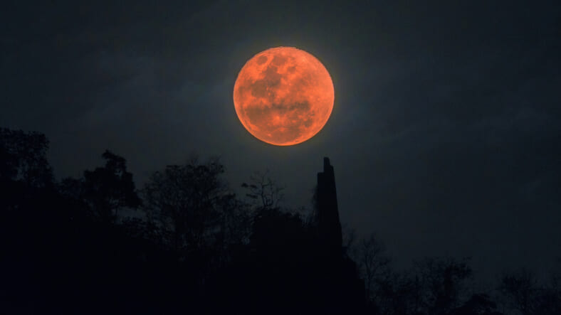 blood-moon-main
