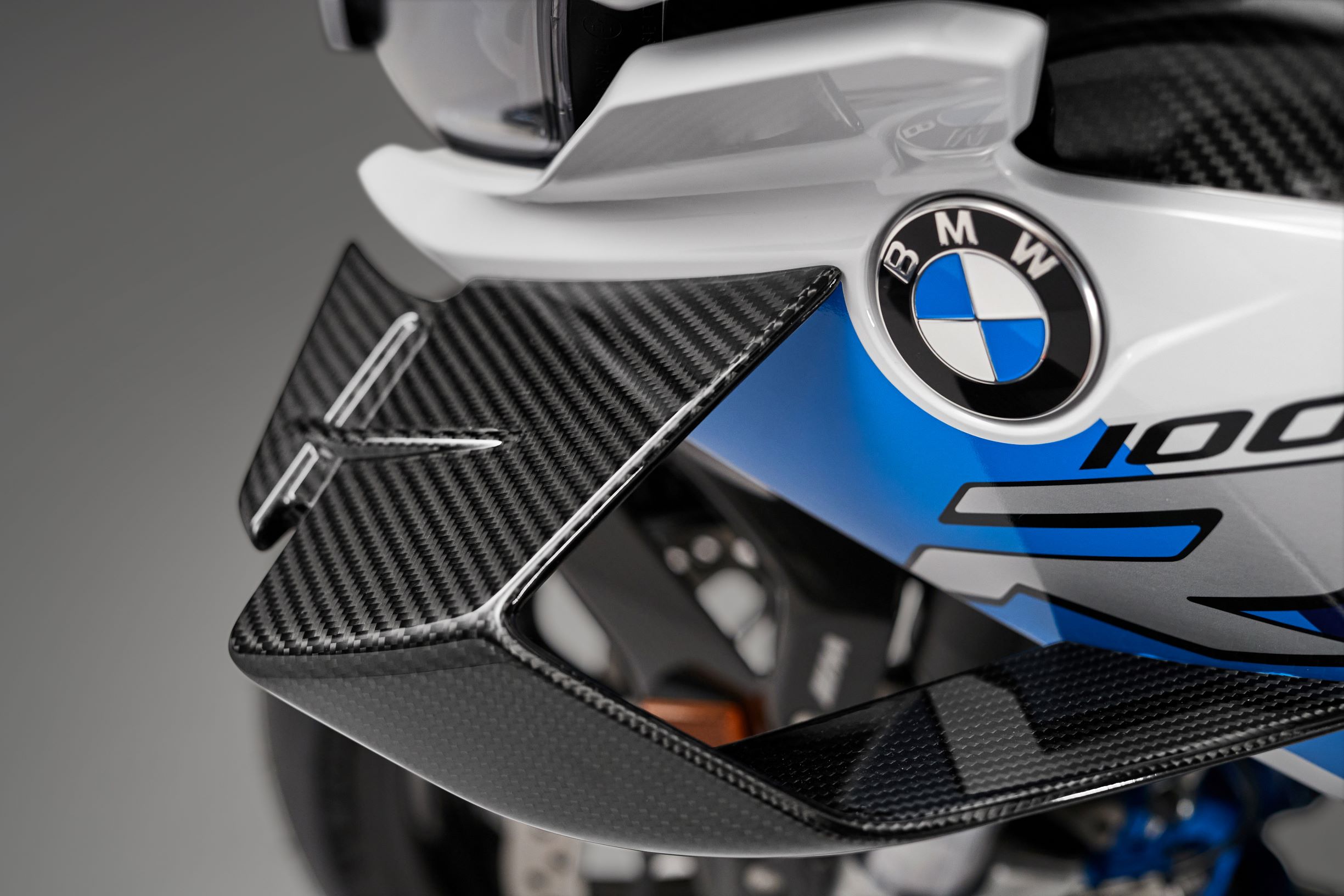 BMW M 1000 RR (7)