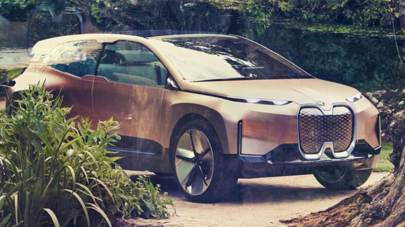 BMW Vision iNEXT Shanghai Autoshow Promo