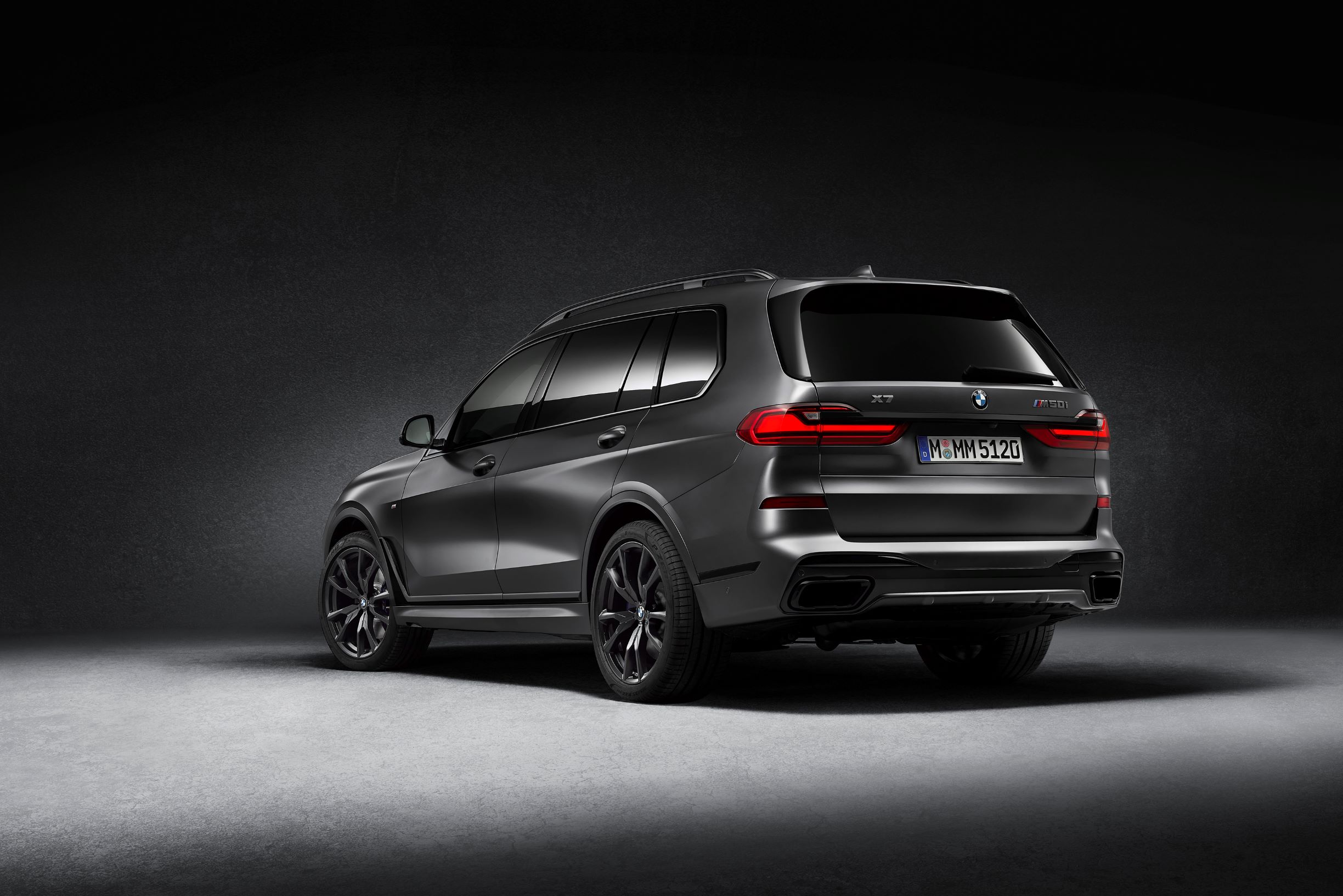 BMW X7 SUV Edition Dark Shadow (3)