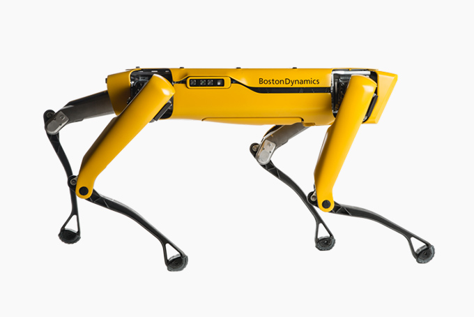 Boston-Dynamics-Spot-Robot-Dog-2