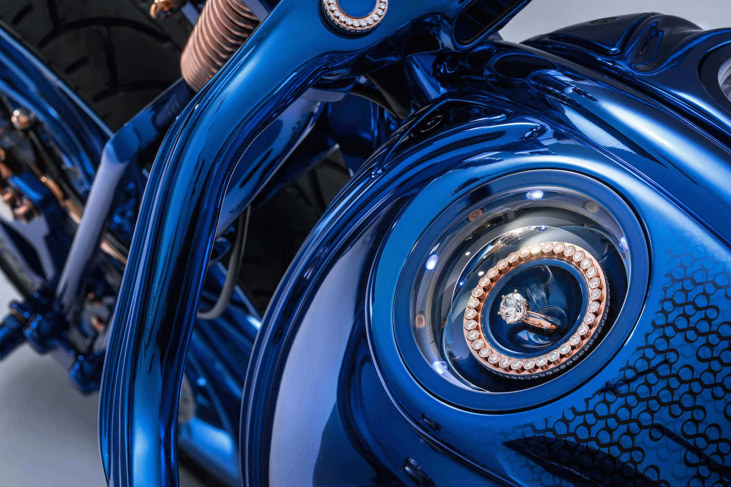 bucherer-harley-davidson-blue-edition-01