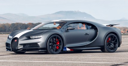 Bugatti Chiron Sport Les Legendes du Ciel Promo