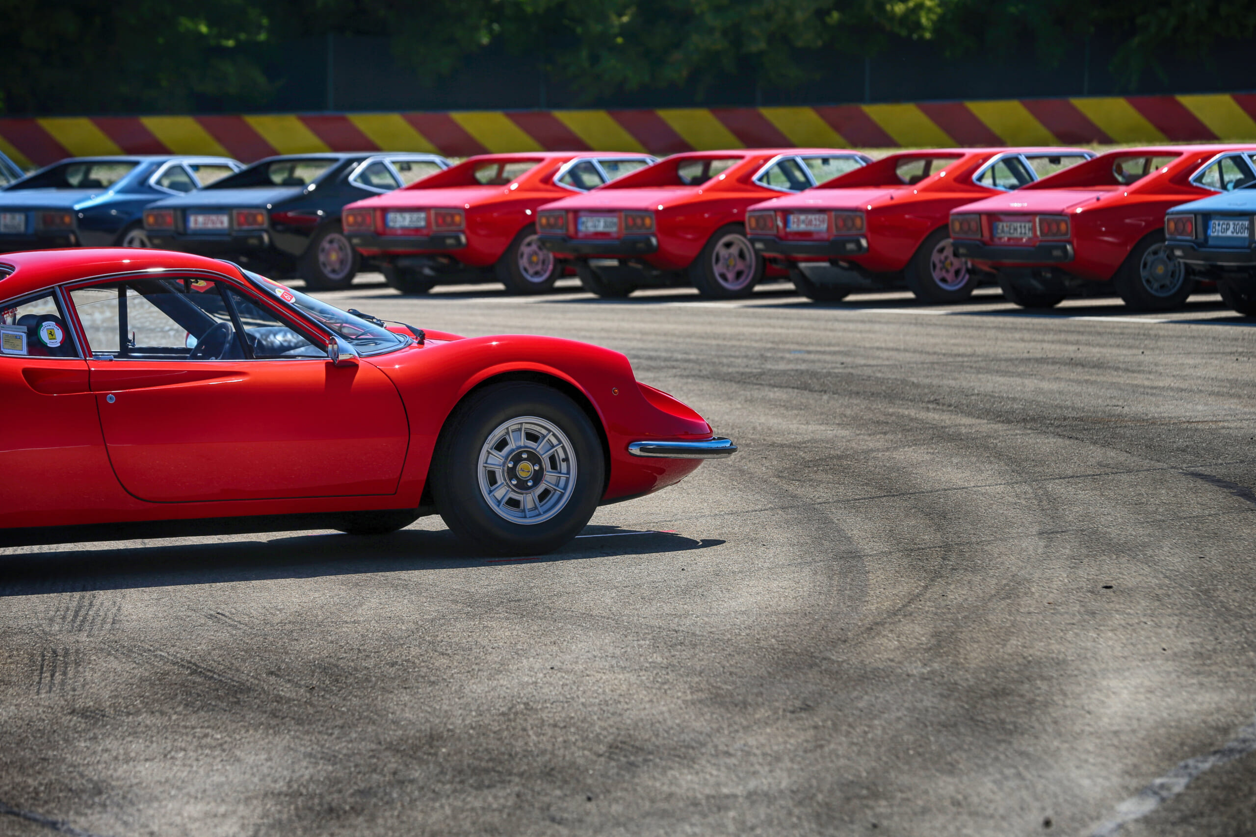 car-dino-50years-07