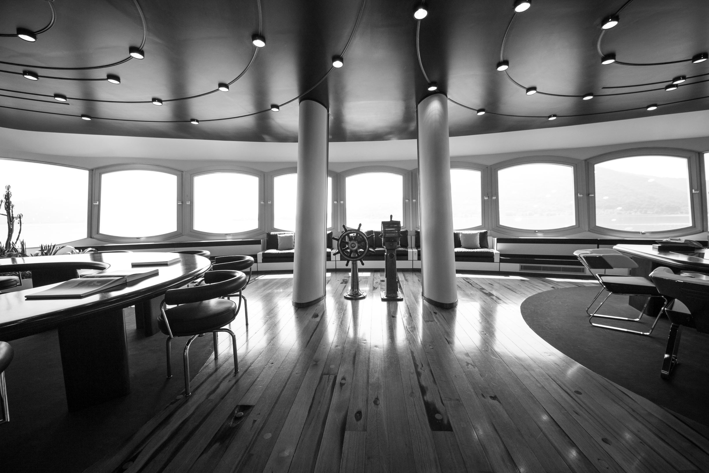 CarloOffice2_blackwhite Riva