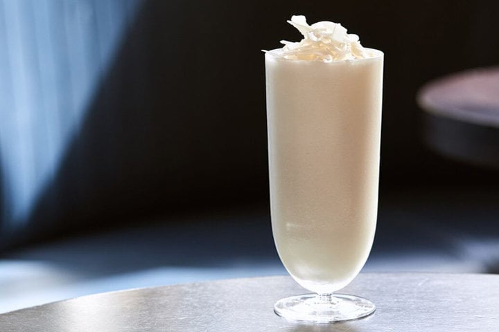 Coupette Champagne Colada