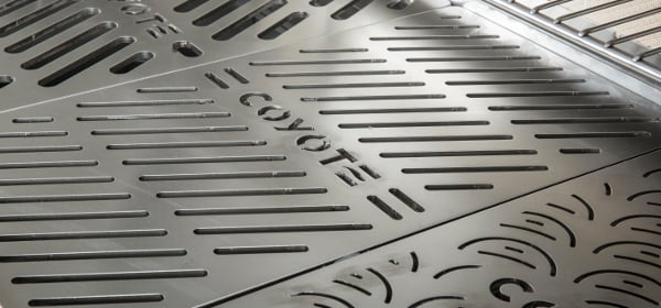 Laser-cut Signature Grates ensure each food's proper flame exposure