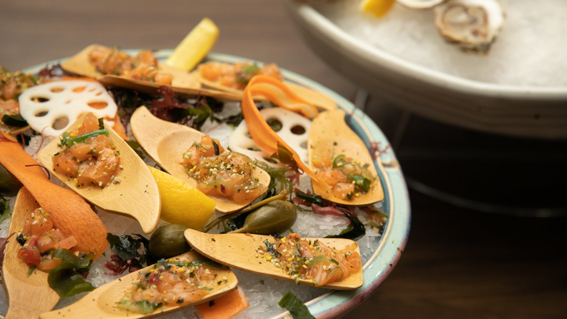 CROWD-SHOT_USE_SEAFOOD_FROM_THE_FISH_GUYS
