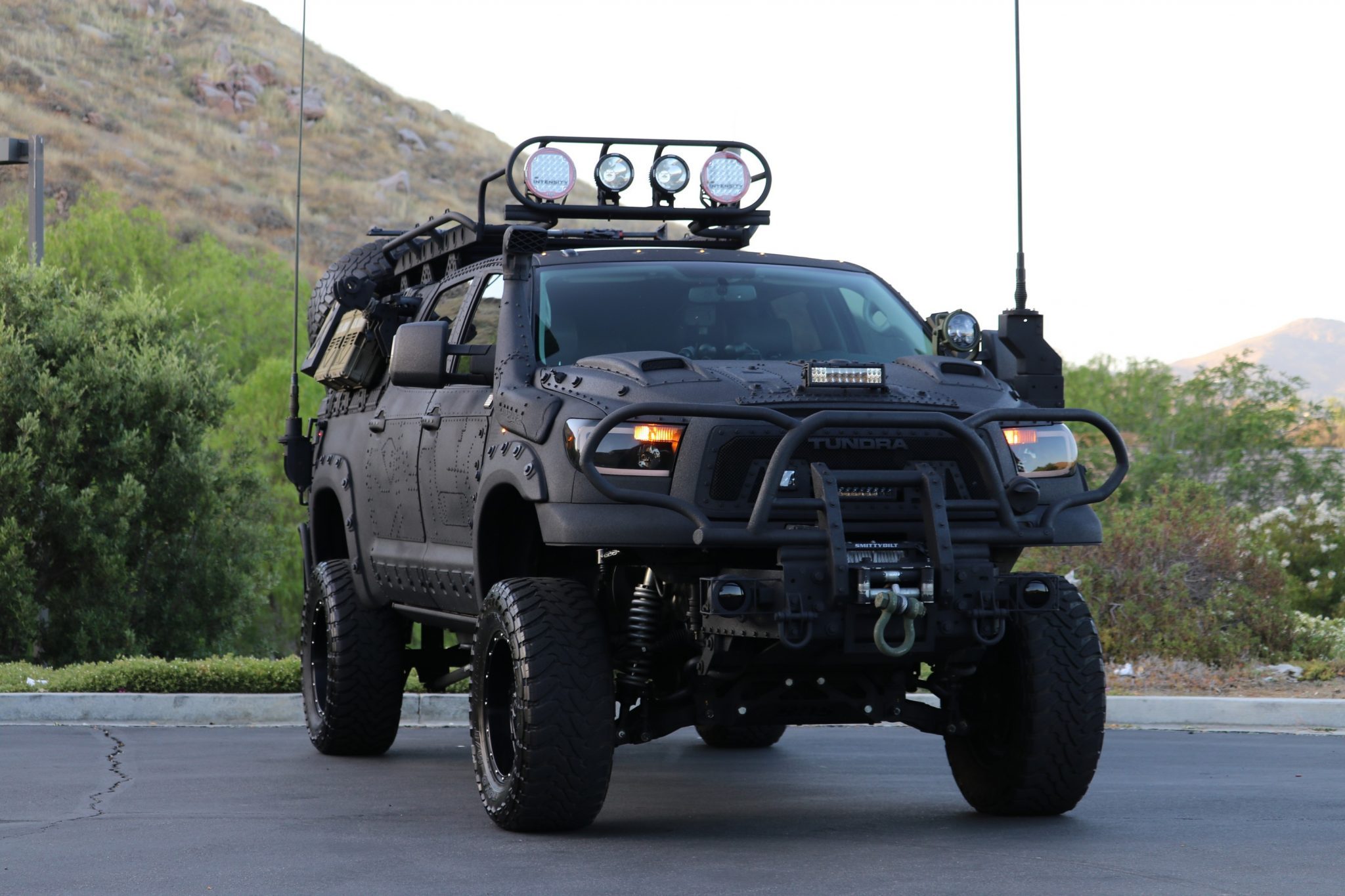 Custom 2013 Toyota Tundra (3)