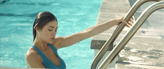 Denise-Richards-Swimming-Pool1