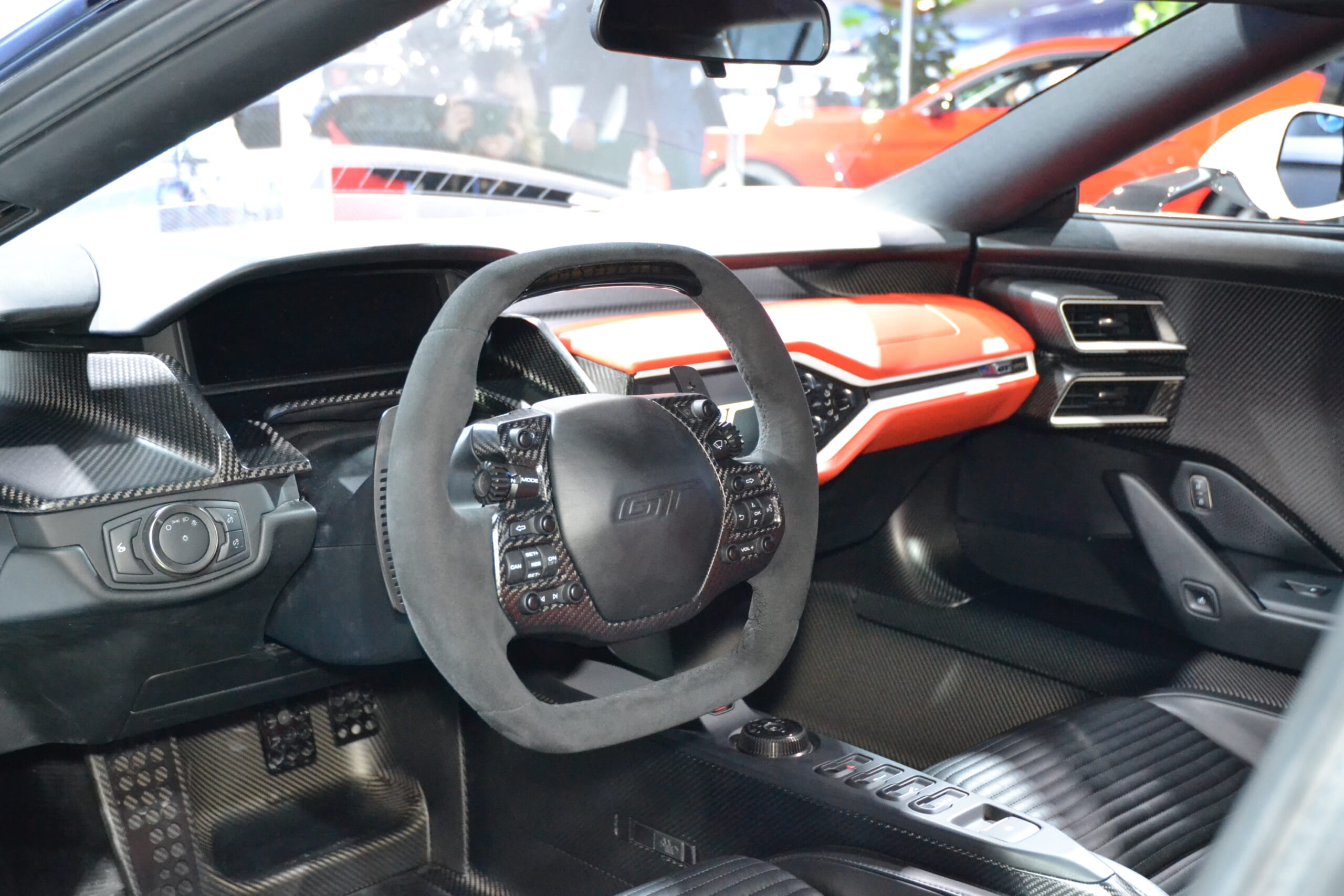 Ford GT interior