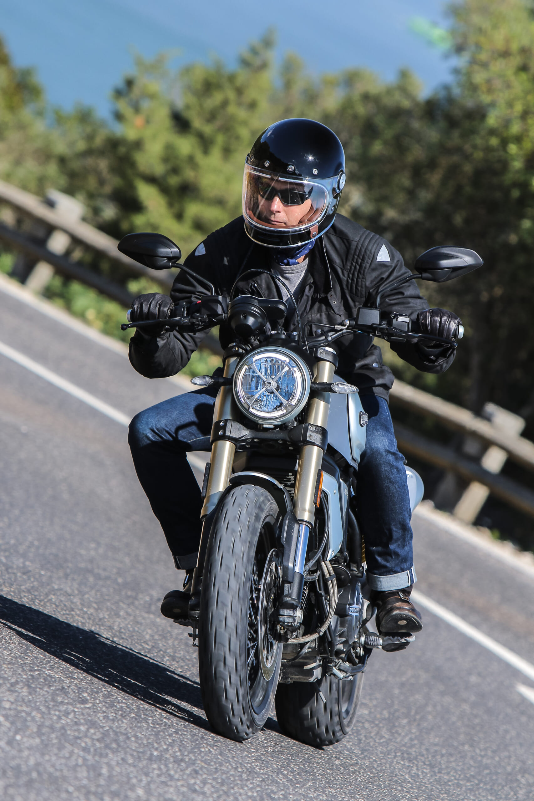 DucatiRoad2A