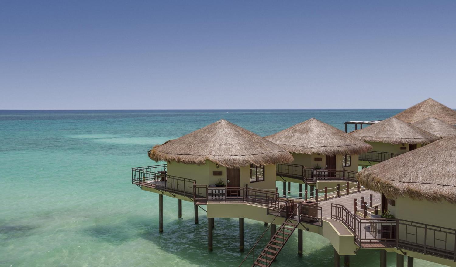 EDM_0023_Bungalow_from_Water_Daytime