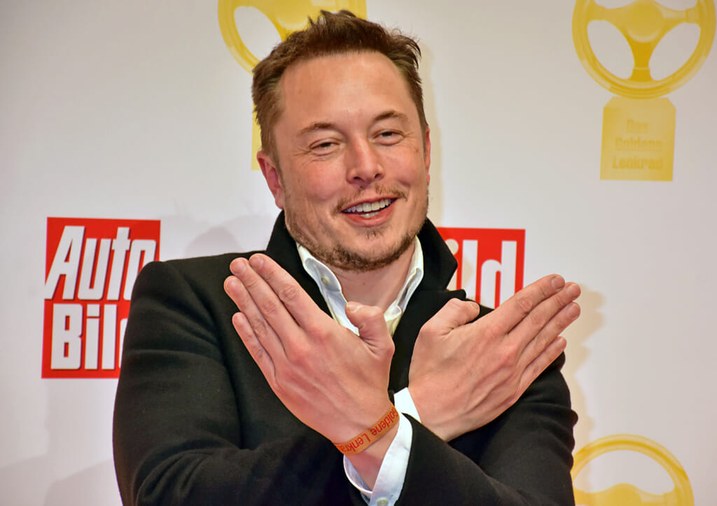 elon-musk-tesla-GettyImages-622106054