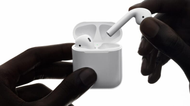 facebook-Linked_Image___airpod