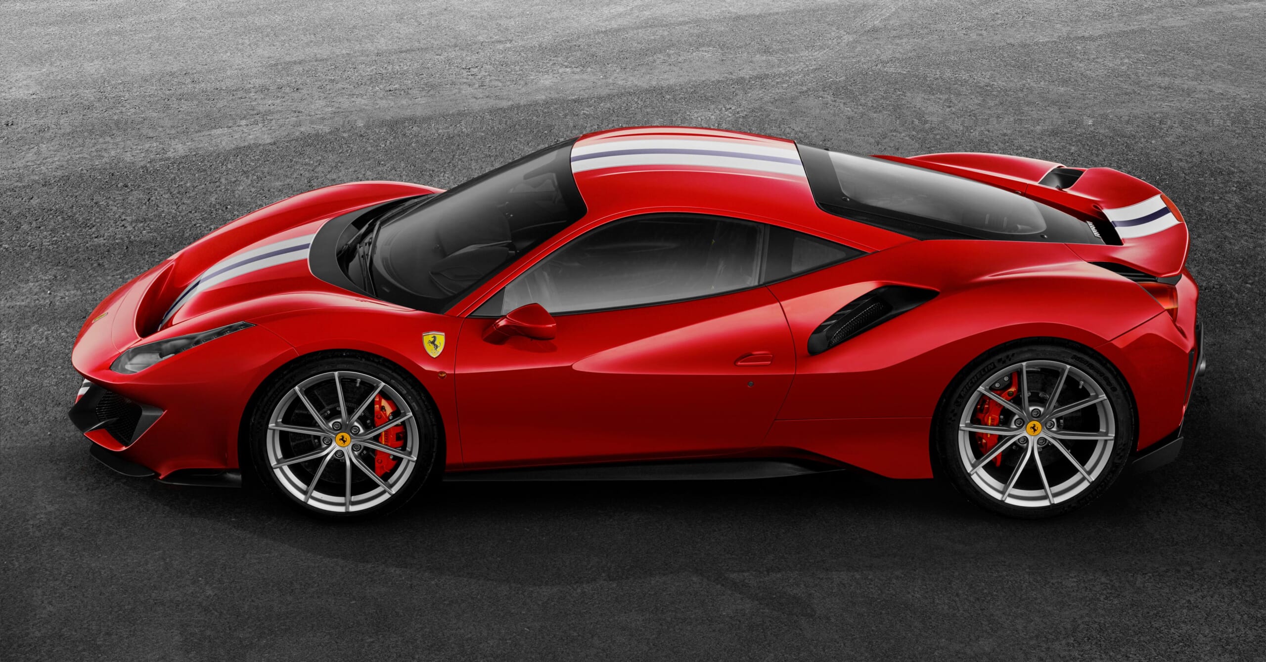 facebook-Linked_Image___Ferrari 488 Pista_3