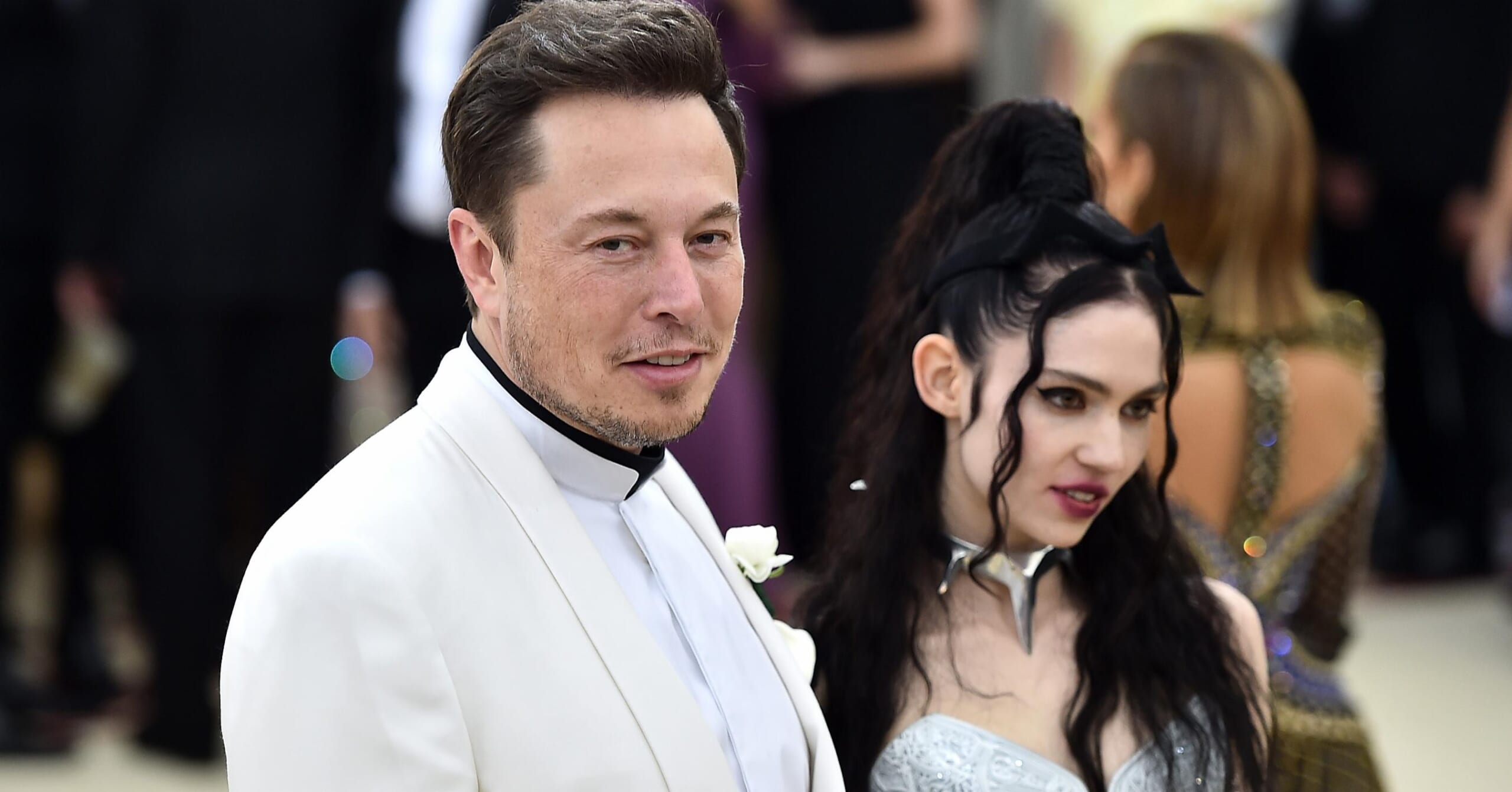 Elon Musk and girlfriend Grimes.