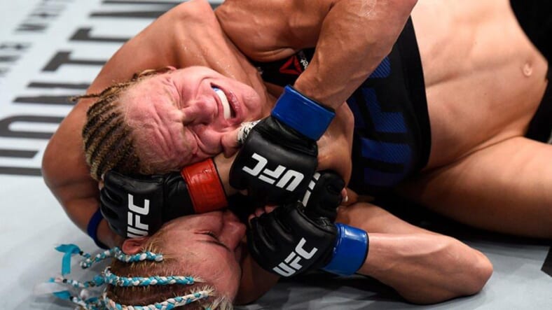 facebook-Linked_Image___how-a-Choke-Hold-Made-a-UFC-Fighter-Poop-In-the-Ring