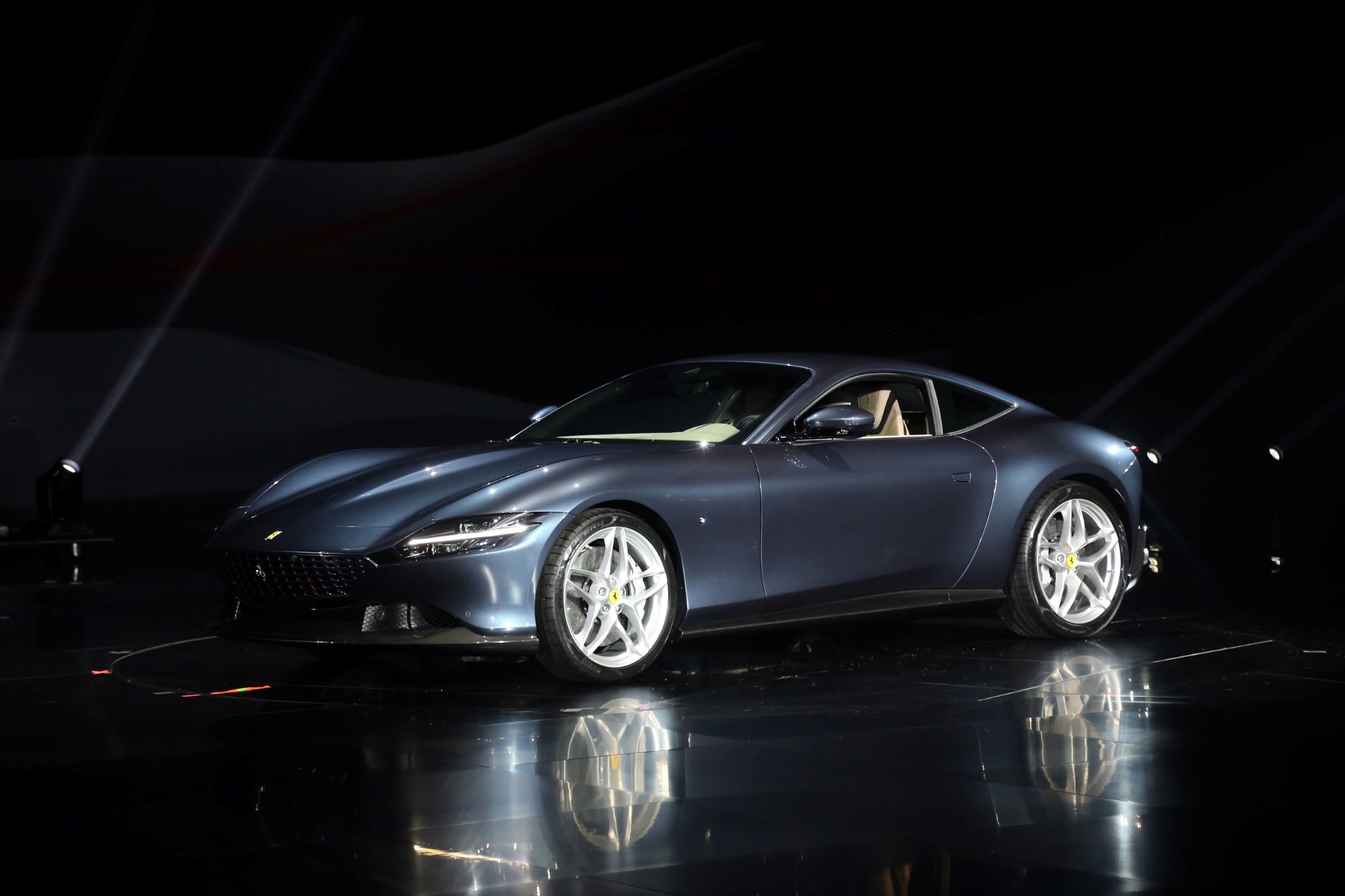 Ferrari Roma (1)
