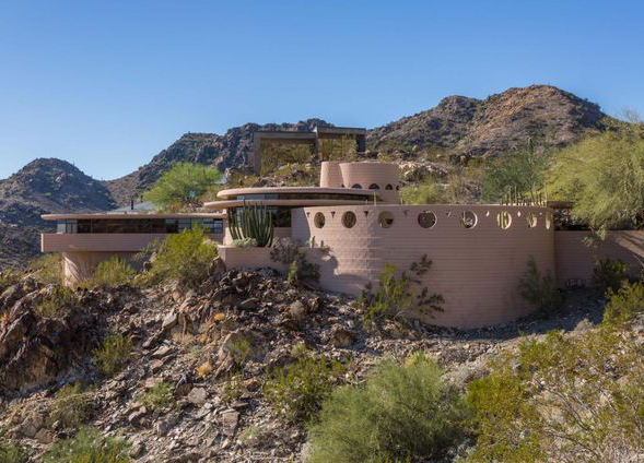 Frank Lloyd Wright last house designed - external.jpg The Lykes house in Phoenix is going for $3.6M
