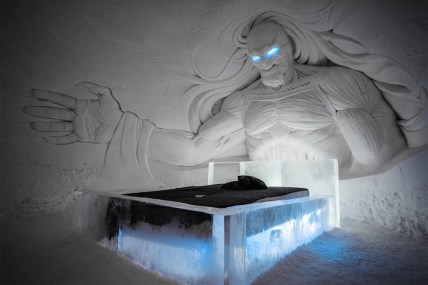 game-of-thrones-ice-hotel-1