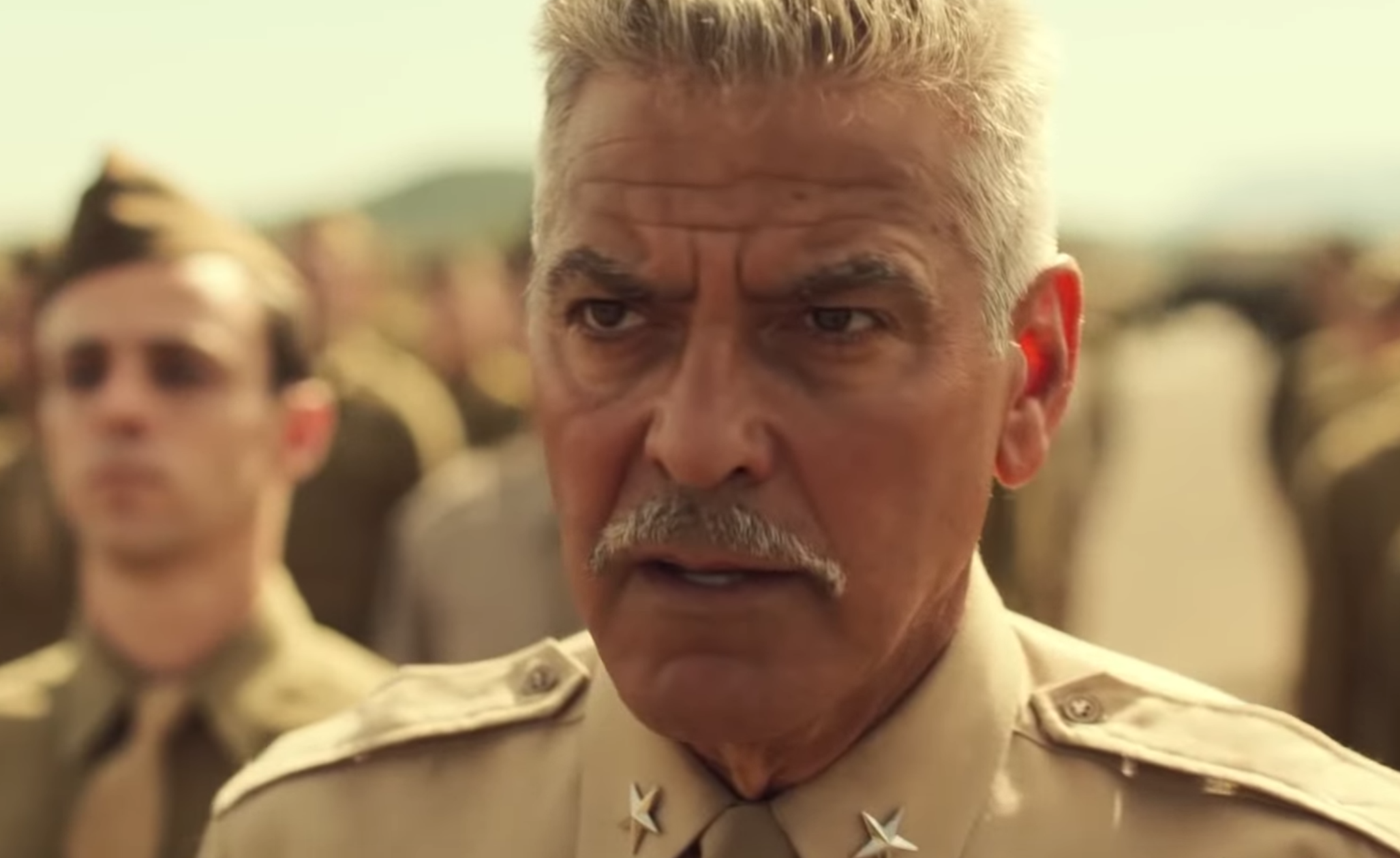 george-clooney-catch-22-2