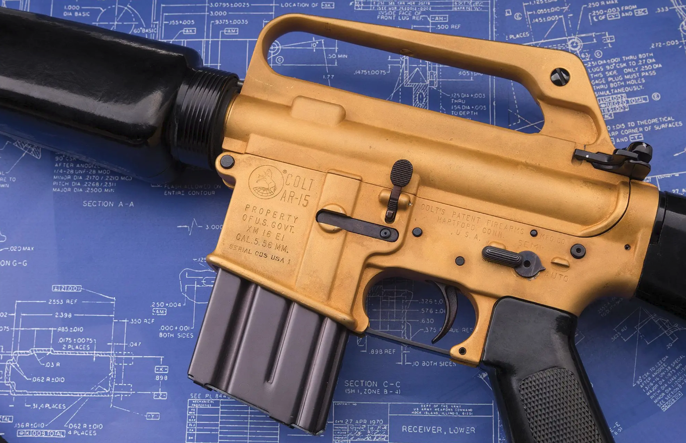 Golden M16 (1)
