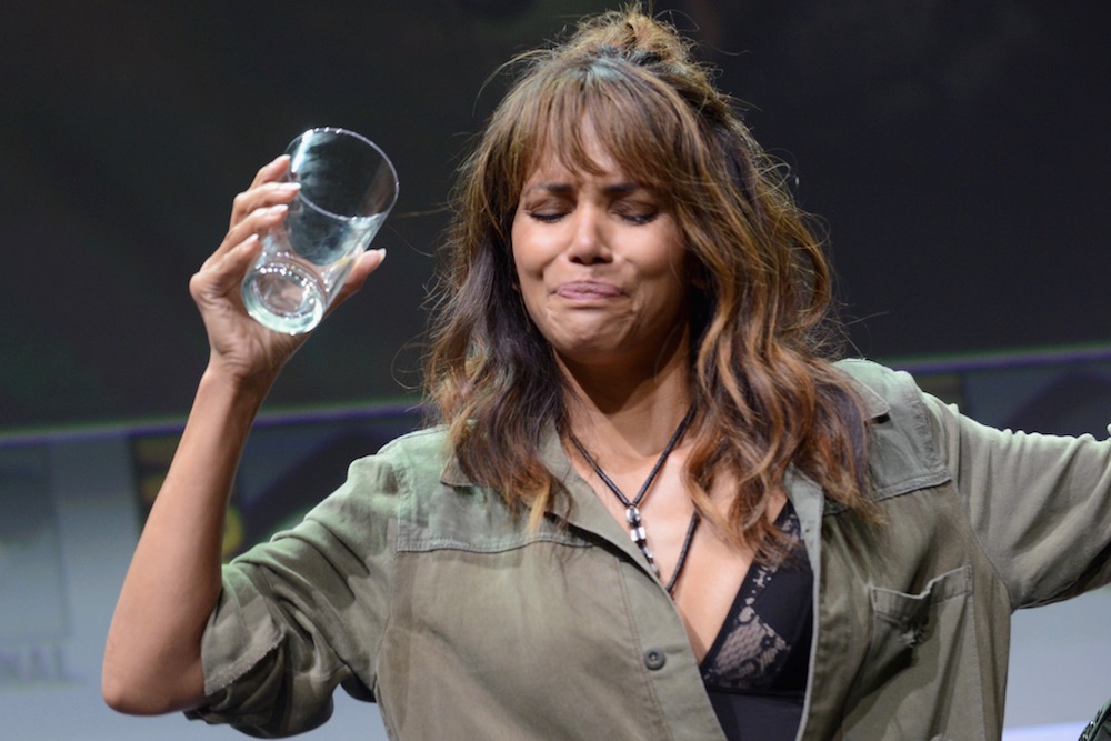 Halle Berry Just Chugged a Huge Glass of 'Whiskey' at Comic-Con, And We ...