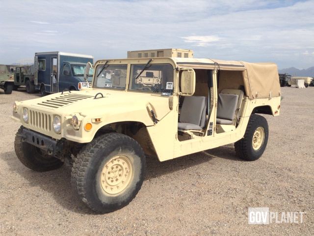 humvee1.jpg