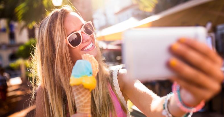 ice cream selfie promo