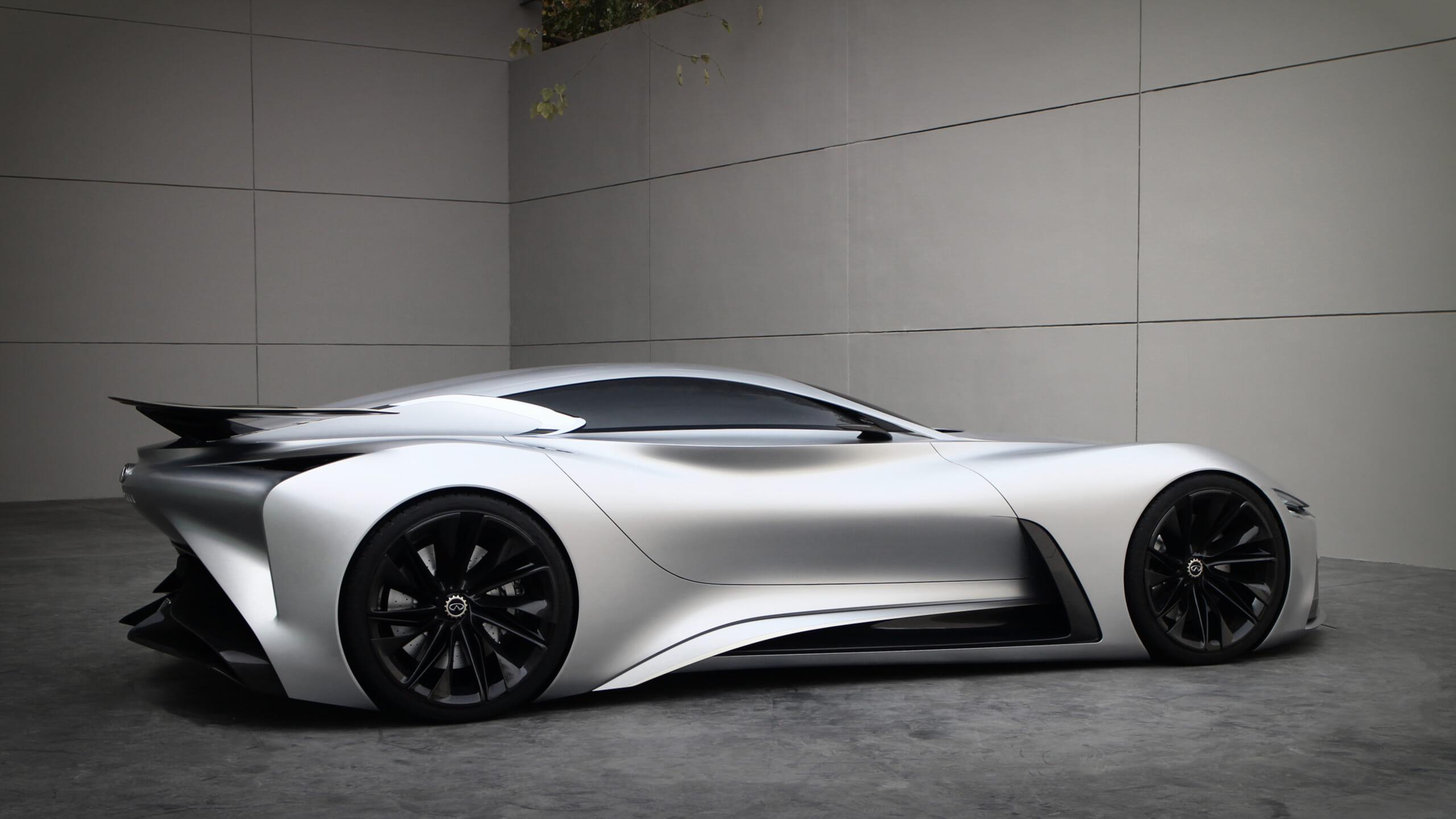 Infiniti_Vision_GT_05.jpg
