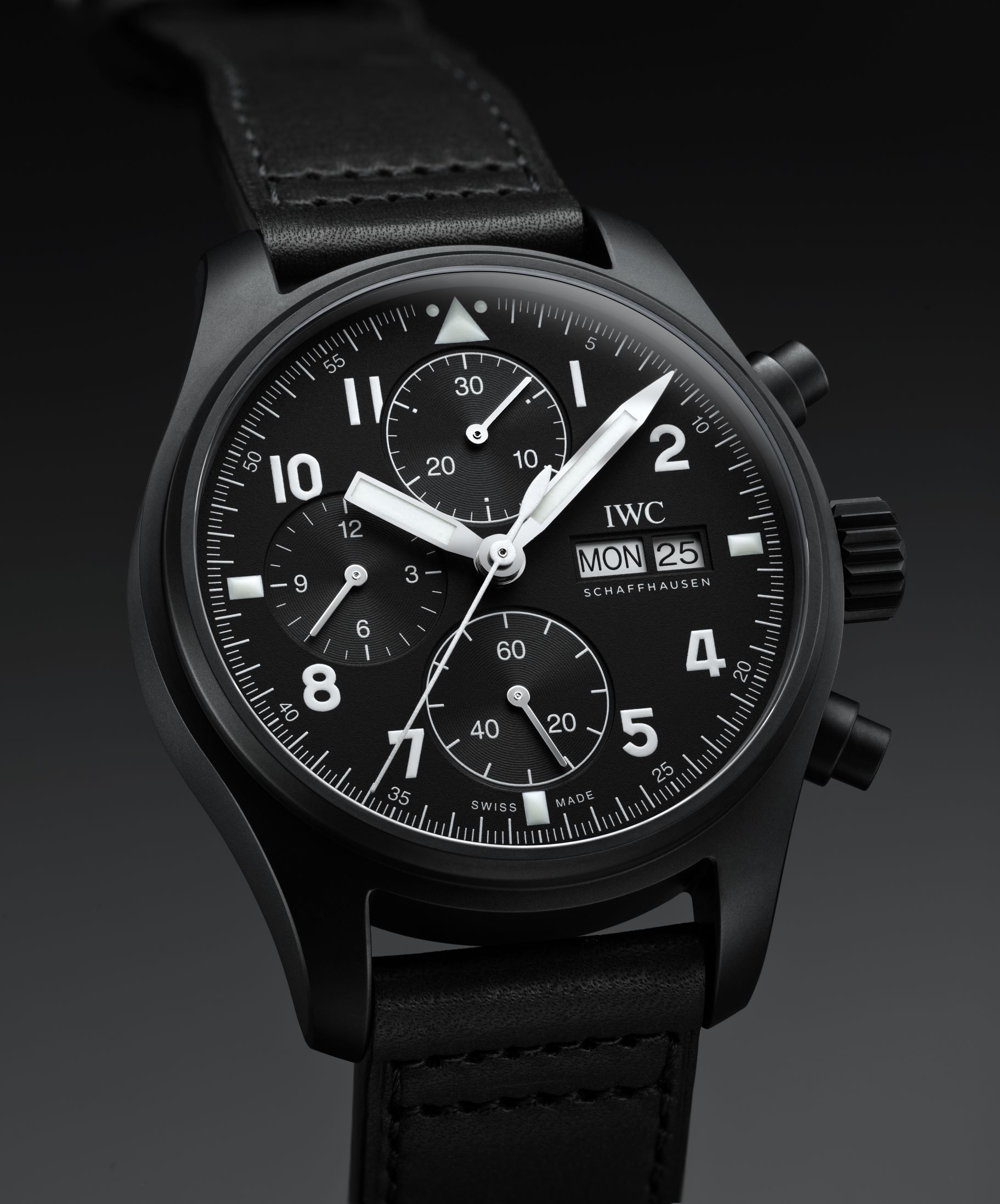 IWC Pilot’s Watch Chronograph Edition Tribute to 3705 (1)