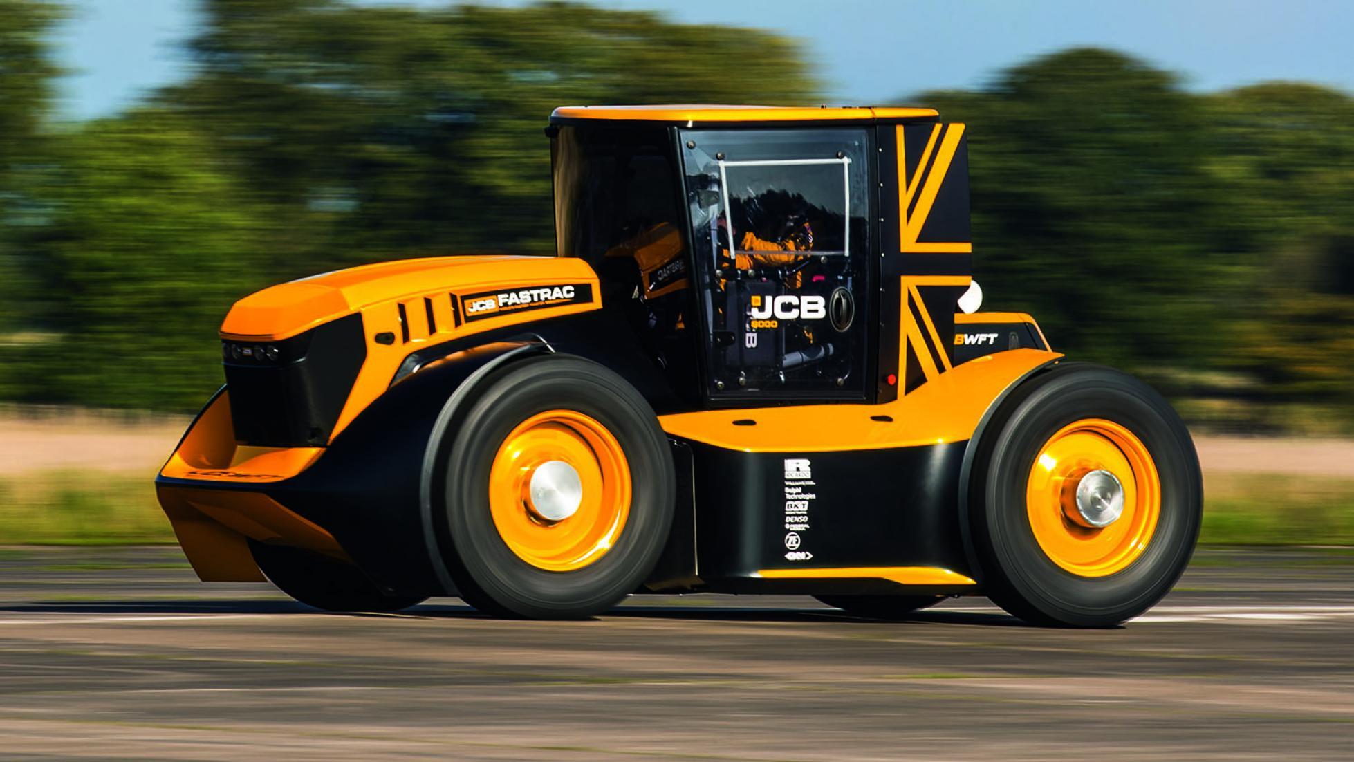 JCB World's Fastest Tractor (2)