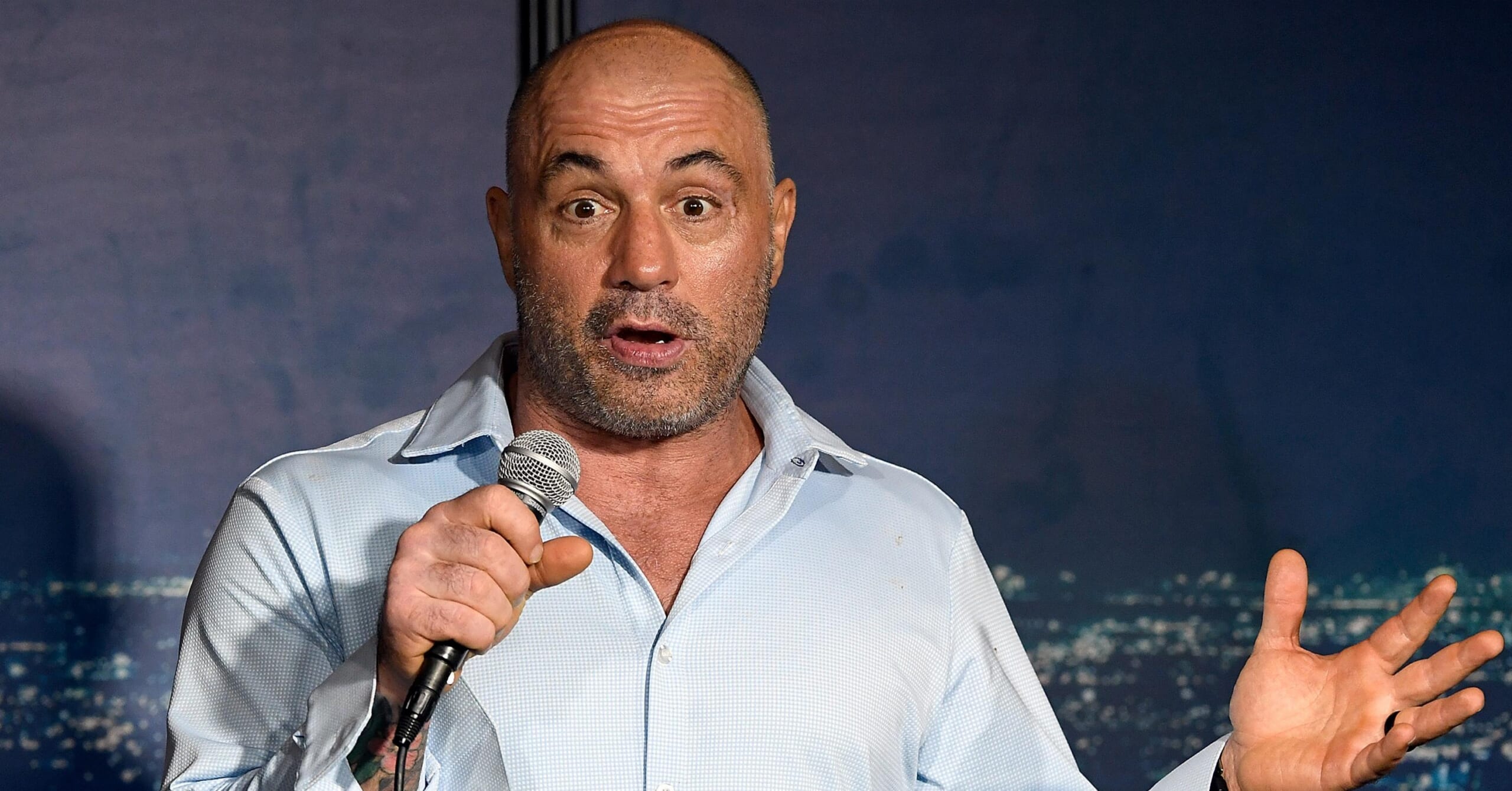 Joe Rogan Gets COVID 19 Says He Took Controversial Horse Dewormer