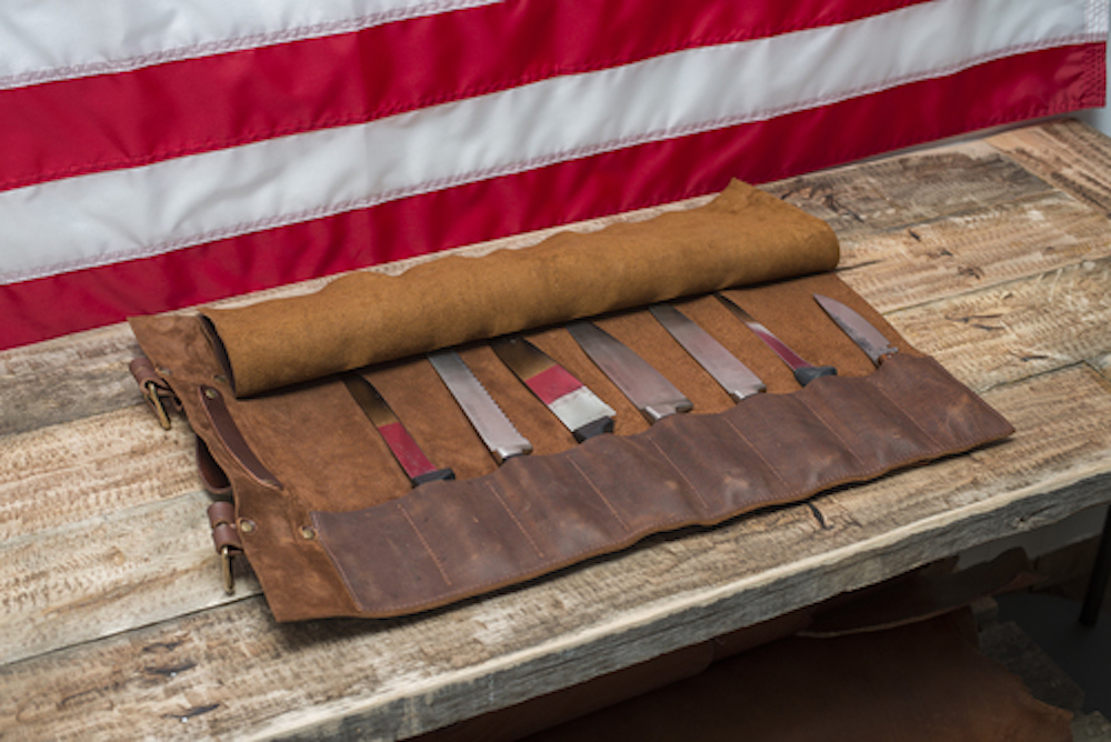 knife-roll-inside-low.jpg
