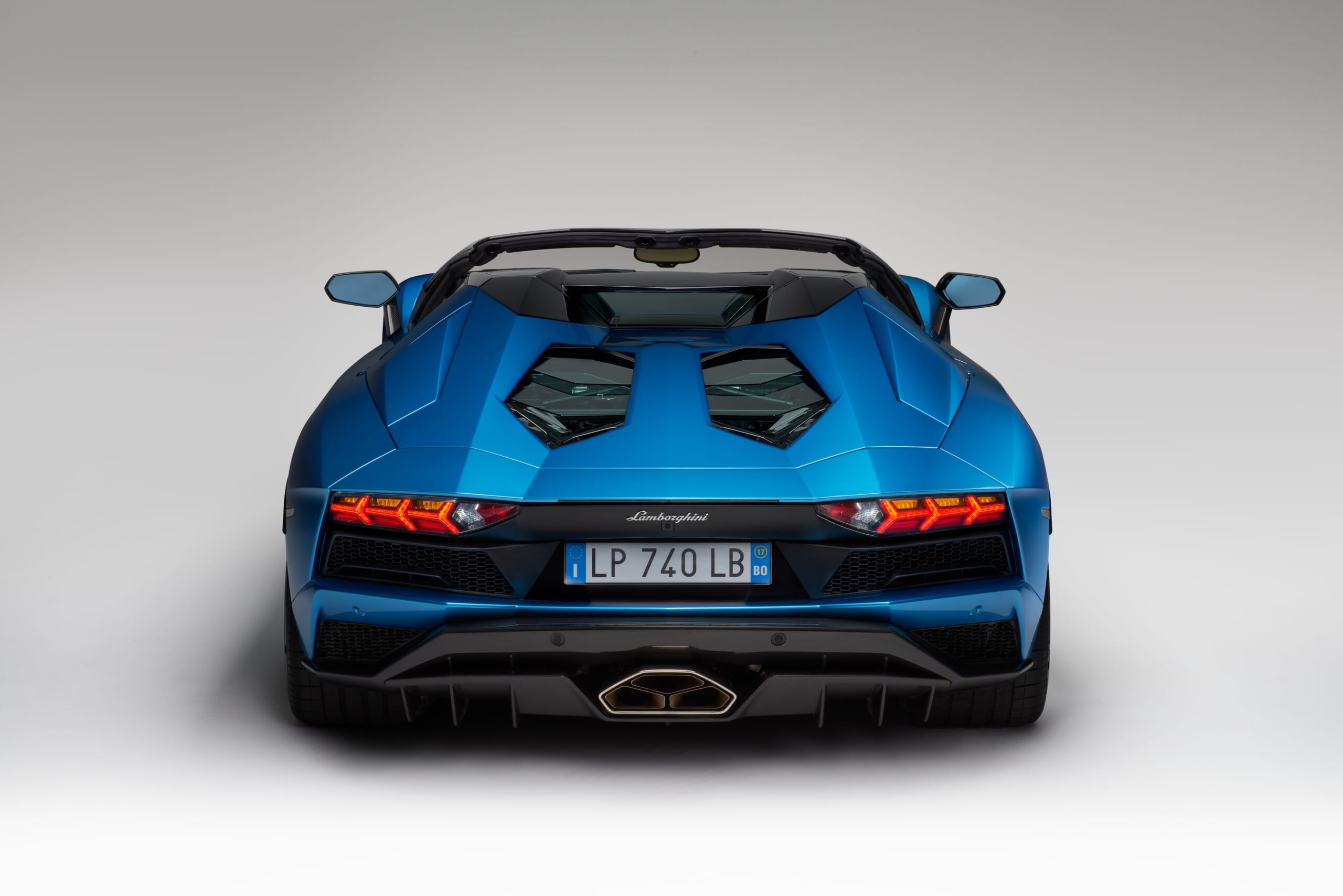 Lamborghini Aventador S Roadster4