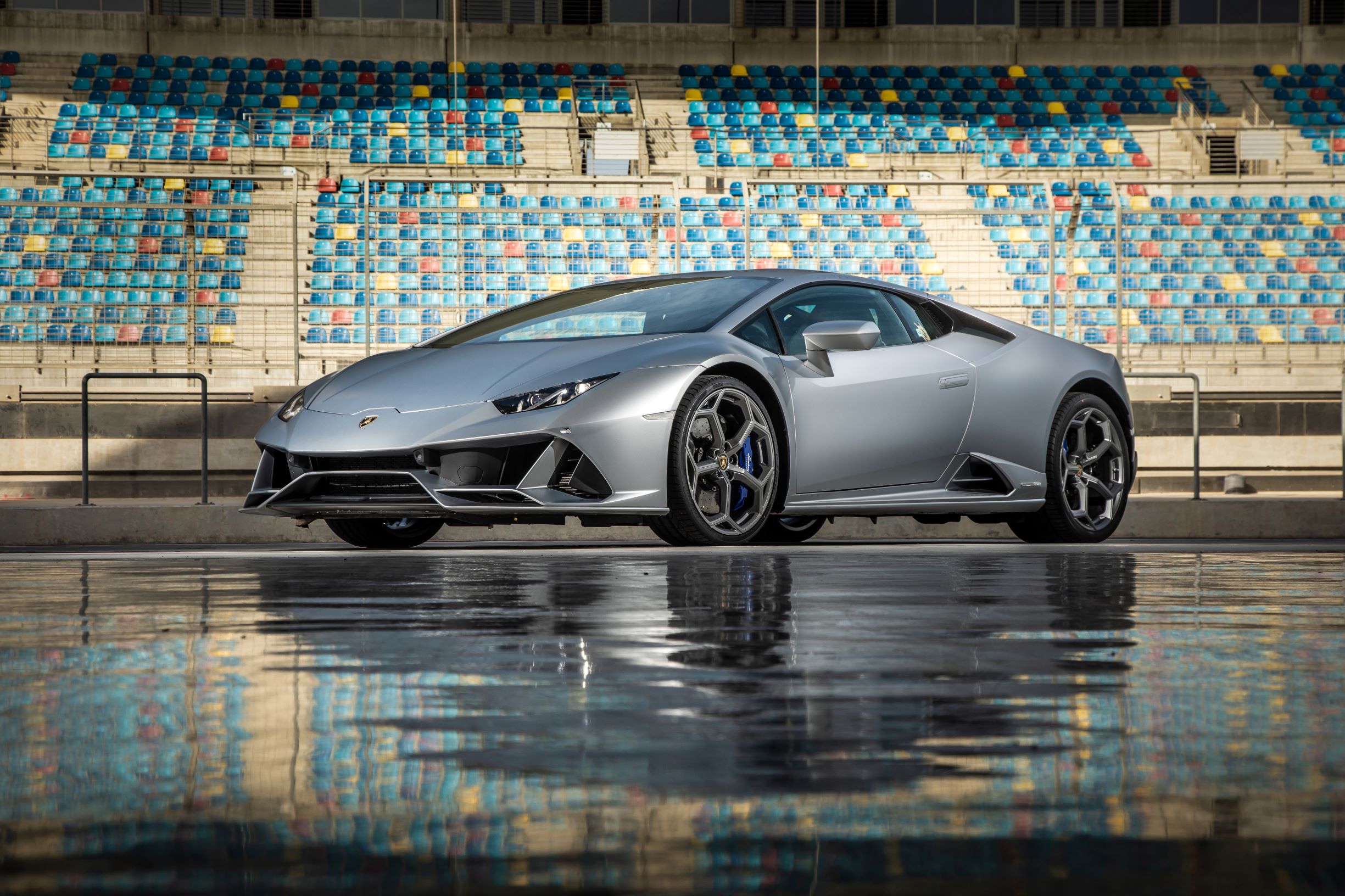 Lamborghini Huracan Evo Amazon Alexa (2)