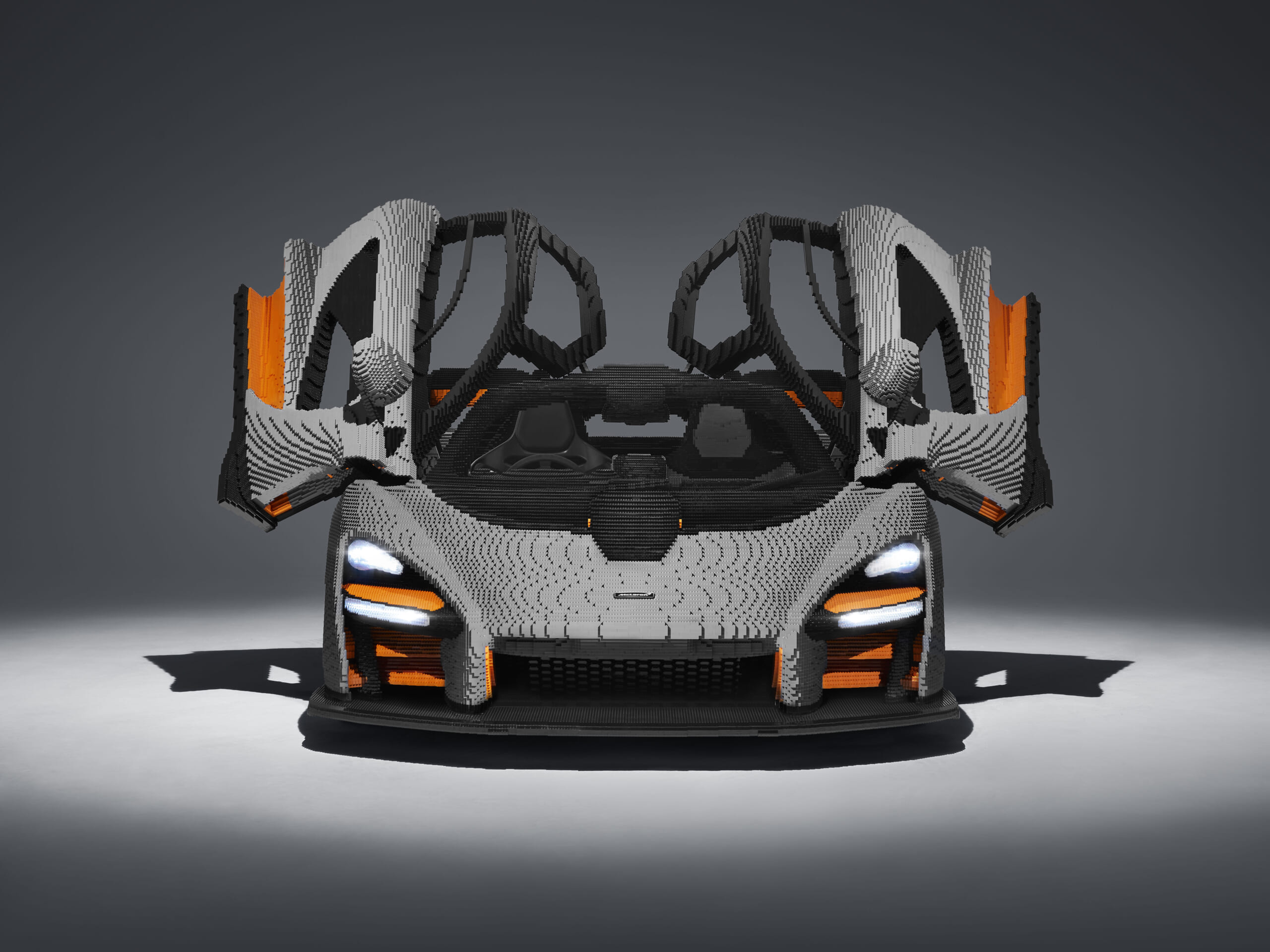 LEGO McLaren Senna (4)