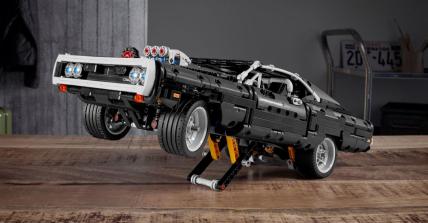 Lego Technic Dom's Dodge Charger Promo