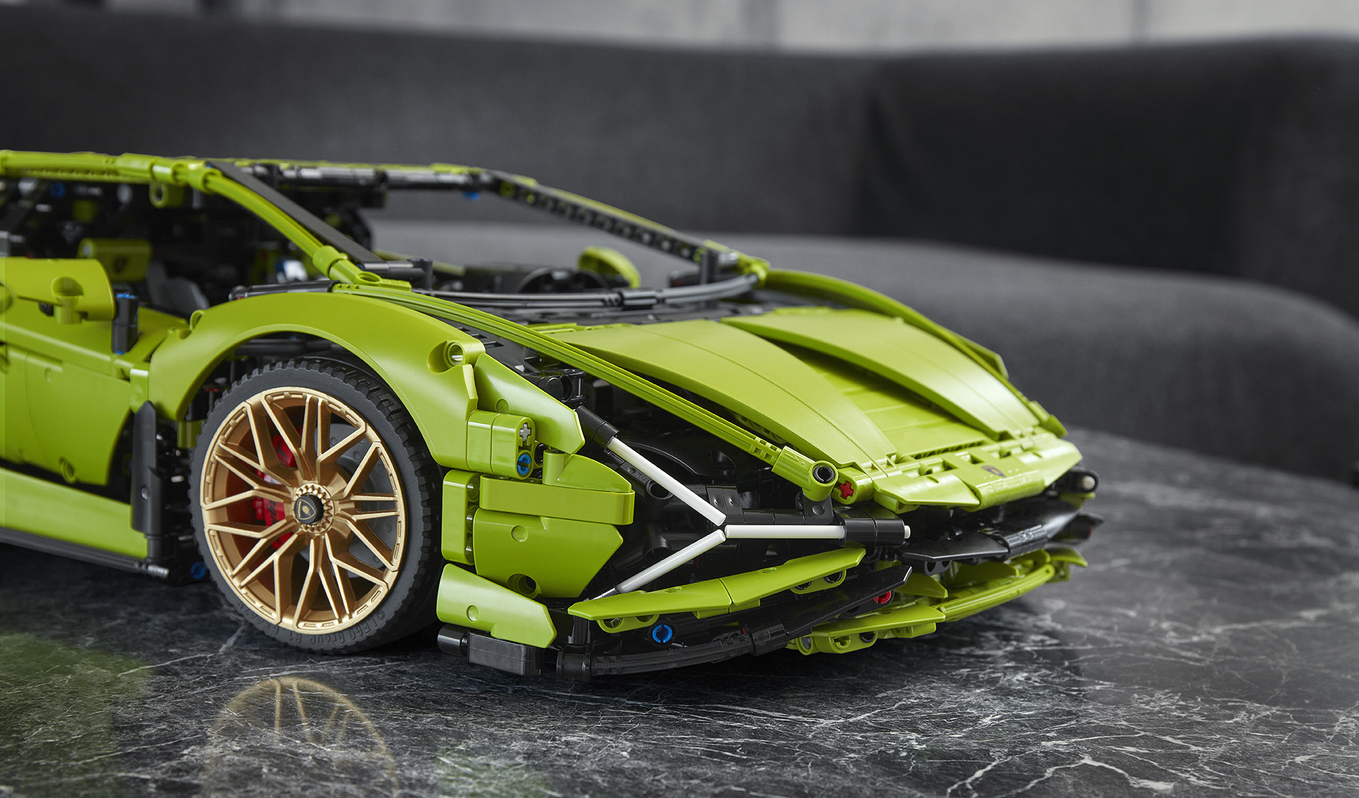 Lego Lamborghini Sian is a life-size, 400,000-piece masterpiece - Autoblog